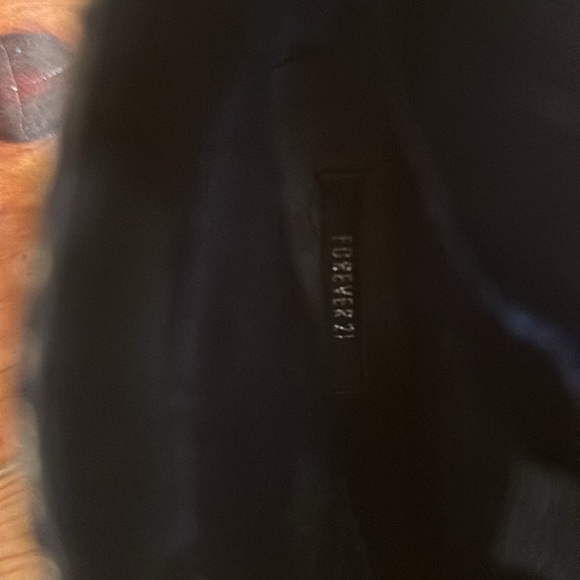 Forever 21 Black and gold embroidered heeled booties 7.5 - Picture 4 of 7